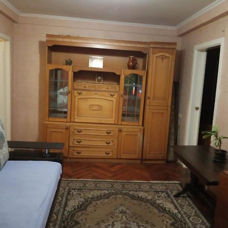 1К Квартира Бульвар Котляревського, Бульвар Праці Буд 1 Киев Екстериор снимка